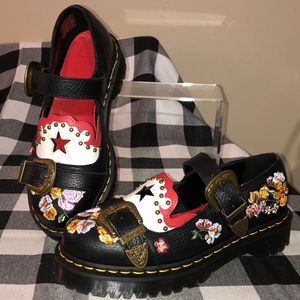 mukai dr martens